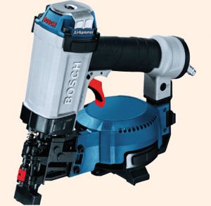 Nowe modele gwoździarek pneumatycznych firmy Bosch GCN 45-15 Professional