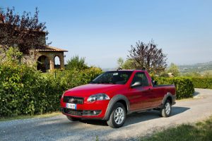 ceny-i-wyposazenie-nowego-fiat-strady