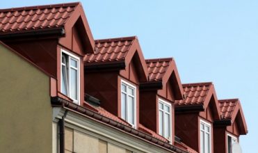 Lukarna doświetli i ozdobi