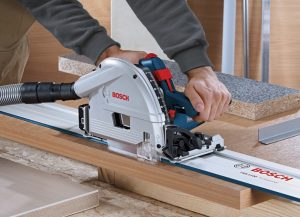 Pilarka do cięć wgłębnych Bosch