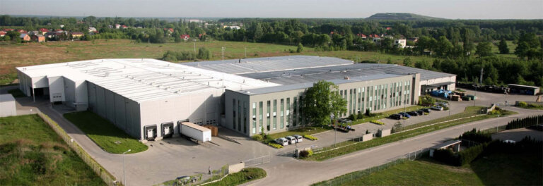Fot. 1. Zakład produkcyjny i siedziba BPRO, Bizea, Bizon. Tomice k. Warszawy.