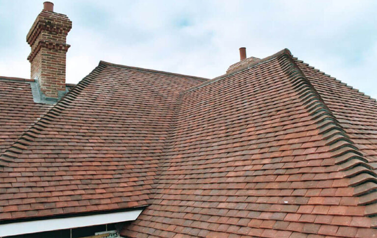Ręcznie formowane dachówki ceramiczne Heritage