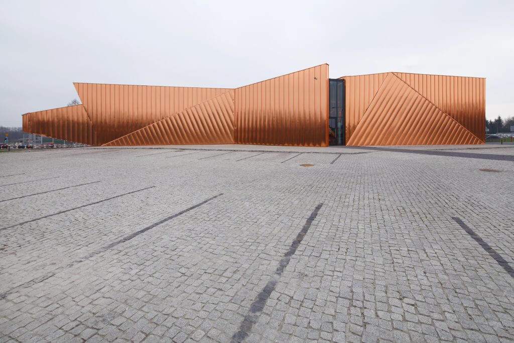 Miedziane pokrycia we współczesnej architekturze i budownictwie Muzeum Ognia