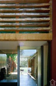 nowoczesna_STODOLA_The-Dairy-House_SkeneCatling-de-la-Pena_17