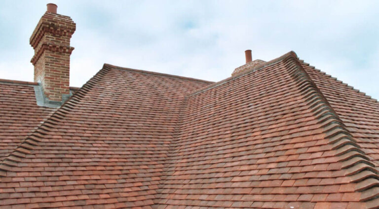 Dachówka ceramiczna Heritage z Ostrzeszowa – rodzinna fabryka zobowiązuje do najwyższej staranności