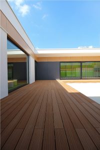 xystudio-DLH4