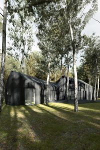 nowoczesna STODOLA miedzy brzozami TEZ ARCHITEKCI 01