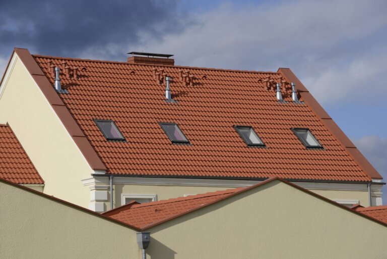 fot. CREATON Polska_EURONIT EXTRA powloka standard czerwien klasyczna