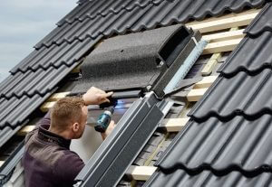Naokienna wentylacja VELUX z rekuperatorem – szybki i prosty montaż