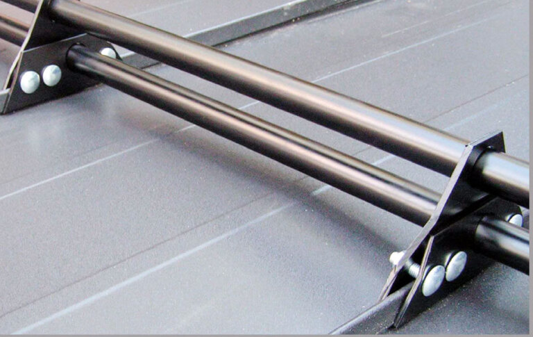 Bariera przeciwśniegowa aluminiowa dwururowa.