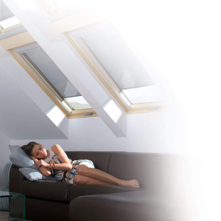 Nowa generacja markiz do okien dachowych AMZ Solar i AMZ Z-Wave