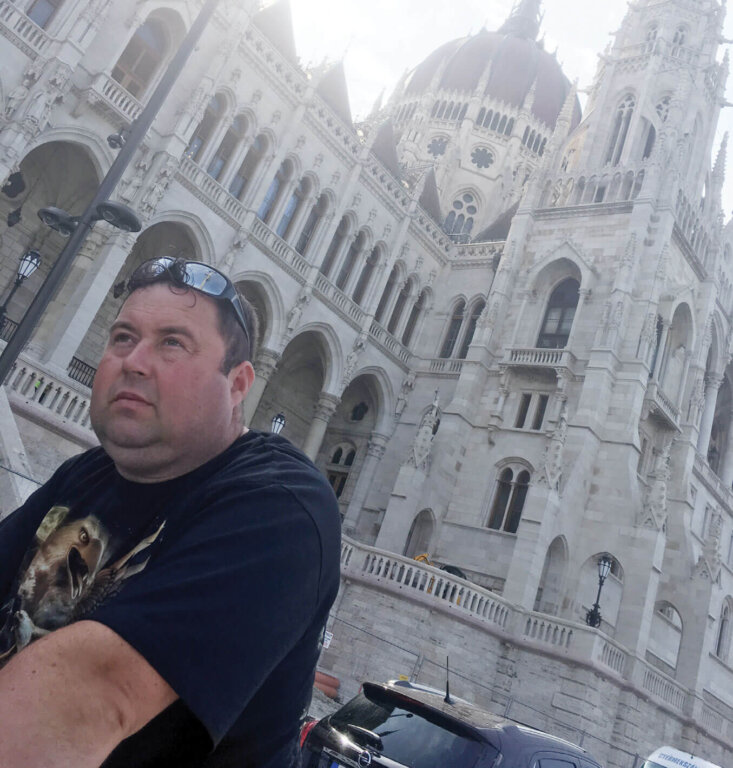 Zwierzątka futerkowe i inne historie – kuna na dachu – na kłopoty Szczepański