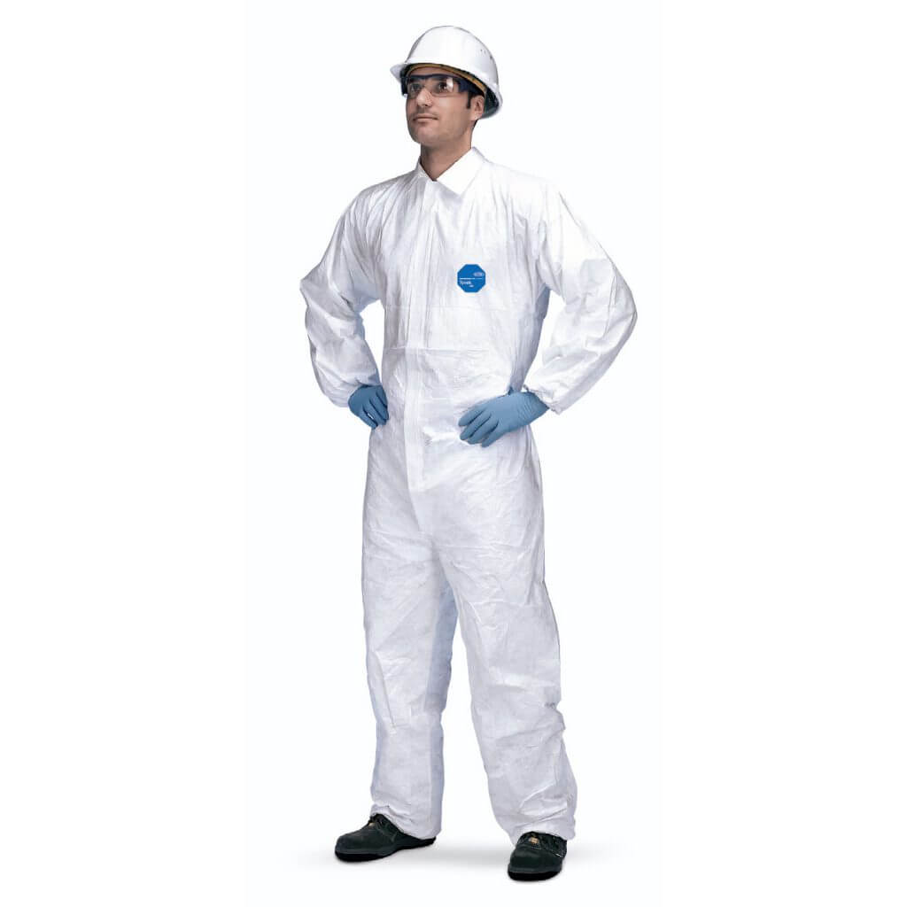Tyvek® to nie tylko ochrona budynków – kombinezon ochronny Tyvek 500 Industry.