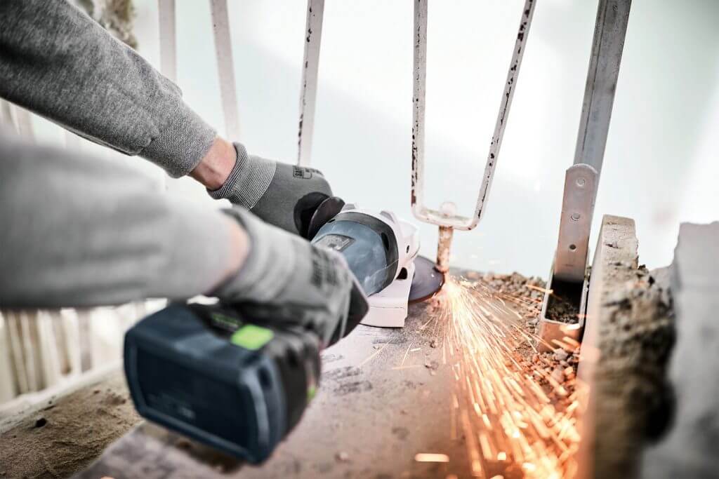 Akumulatorowa szlifierka kątowa Festool AGC 18
