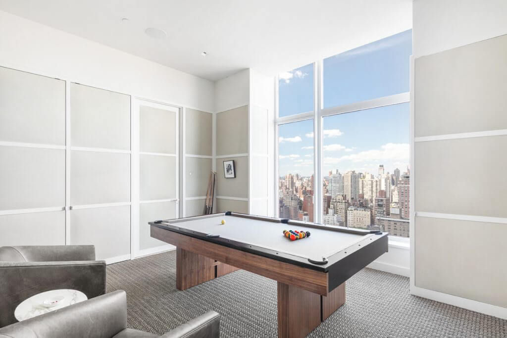 Jennifer Lawrences Manhattan Penthouse 8