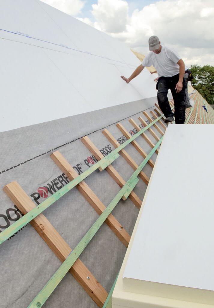 Recticel Powerroof Max – doskonała termoizolacja na dachy strome