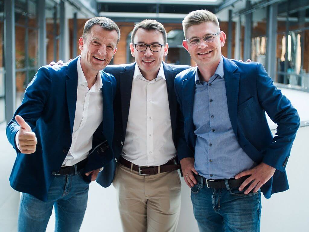 6. Zespół Sense Monitoring: Tomasz Dudek, Przemysław Gałązka, Artiom Komardin.