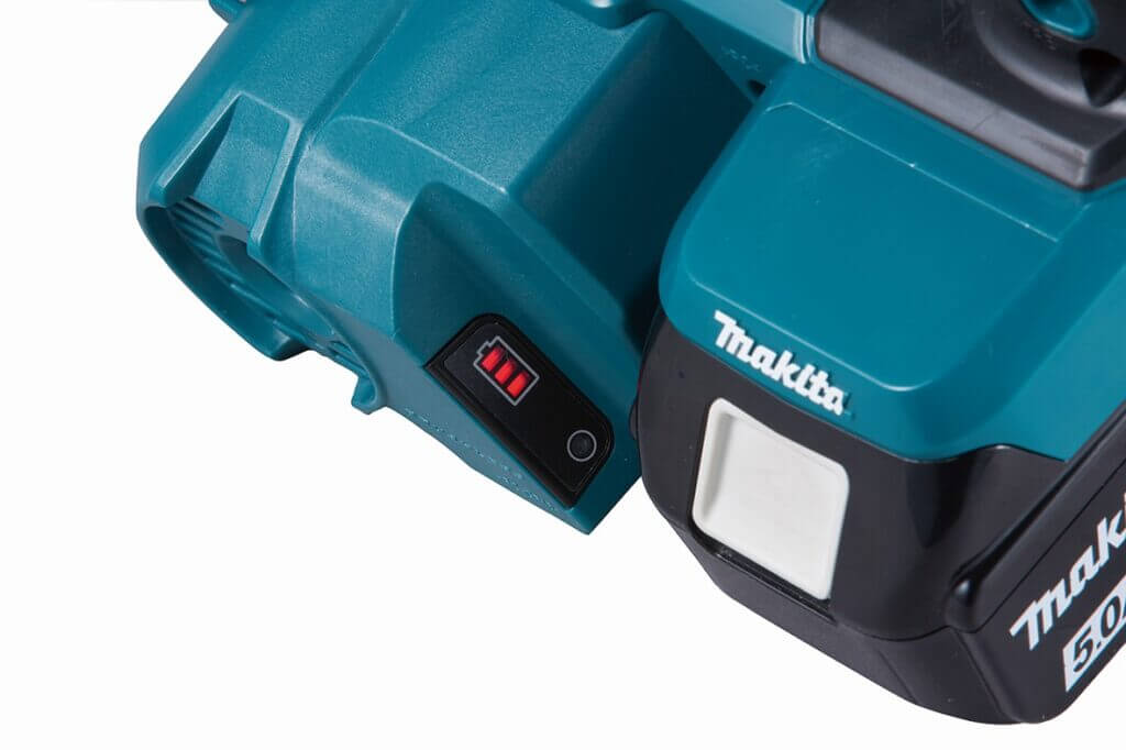 Akumulatorowa przecinarka do metalu Makita DCS553 1