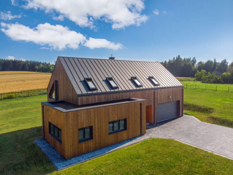 panel dachowy na rąbek Blachy Pruszyński nowoczesny dom