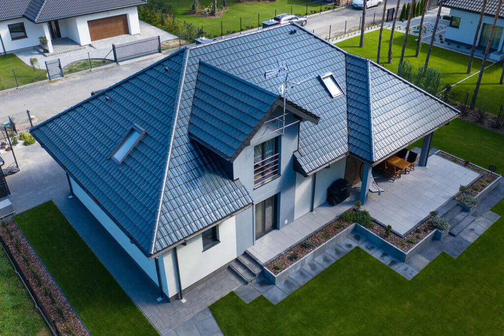 CREATON - Jaką rolę pełni powłoka dachówki ceramicznej - 2