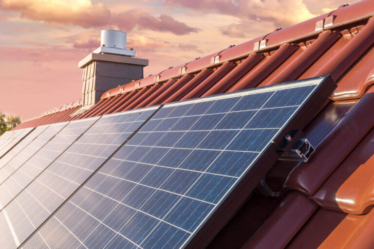 Fotowoltaika – kiedy opłaca się energia słoneczna dla domu?