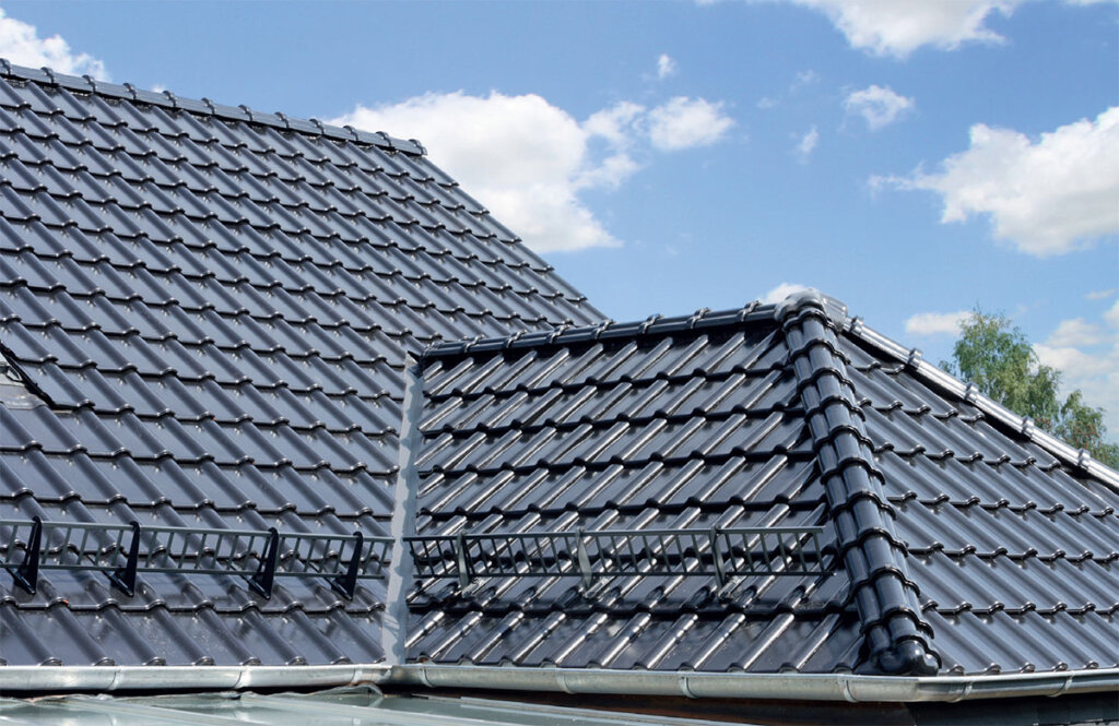 Szczelny i dobrze wentylowany dach ceramiczny