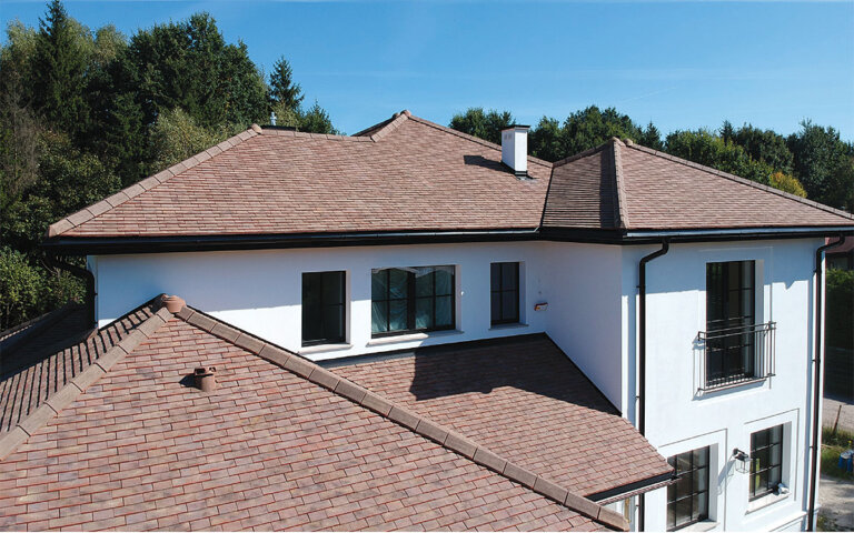 Dachówka ceramiczna Beauvoise Graphite, kolor Ardoise firmy Edilians.