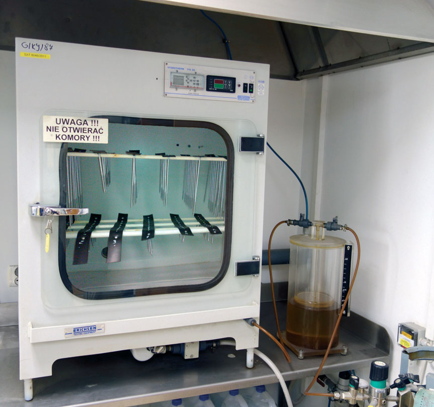 Rys. 3. Komora Kesternicha w laboratorium Simpson Strong-Tie Etanco.