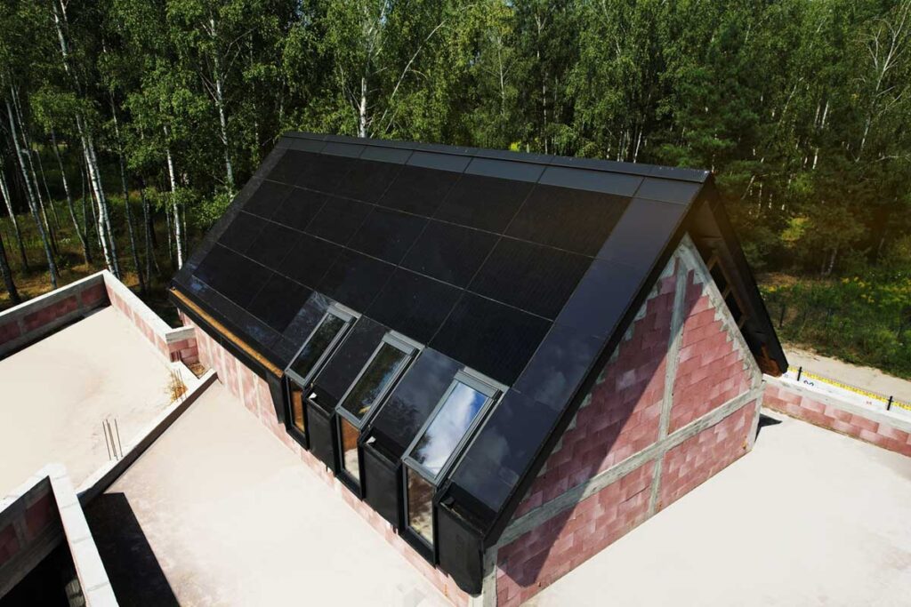 Rozwiązania solarne MYROOF dla nowoczesnego domu
