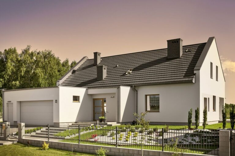 Solidny dach Dachówka ceramiczna Braas Turmalin, kolor szary