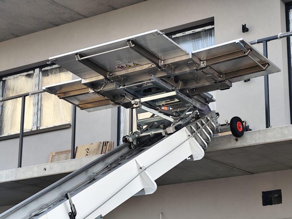 Winda meblowo-budowlana Böcker Agilo HL 27 – sprytne rozwiązanie na każdą budowę