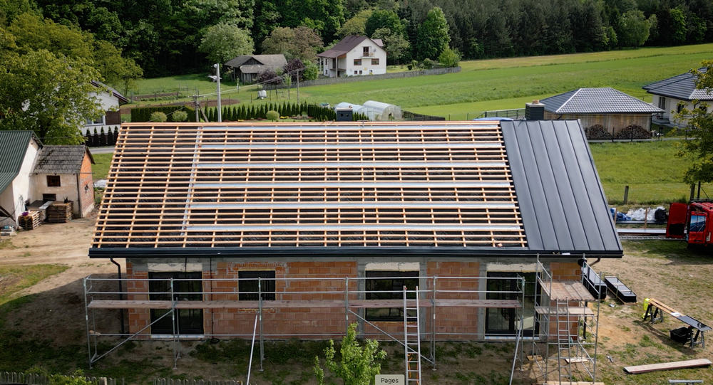 Montaż dachówek fotowoltaicznych Electrotile 