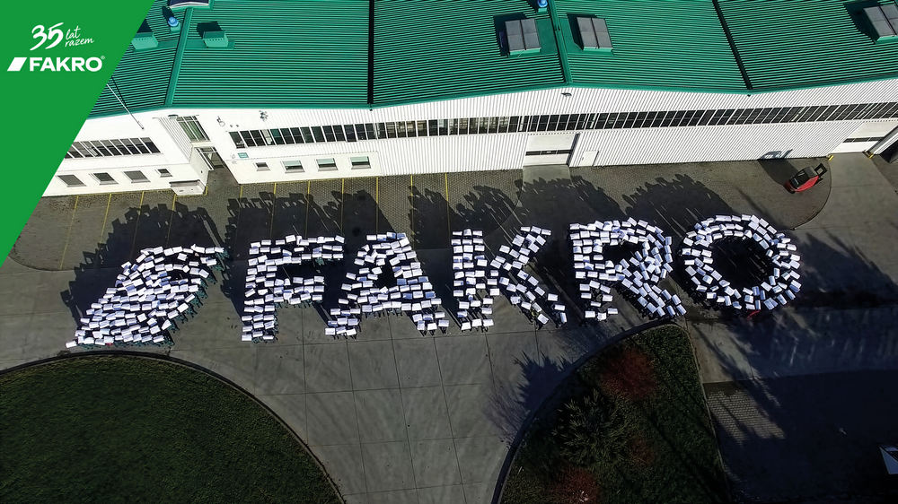 35 LAT FAKRO Współpraca
